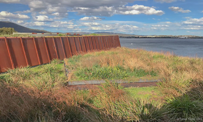 Le MONA : un musée creusé dans la falaise en Tasmanie Le MONA : un musée creusé dans la falaise en Tasmanie