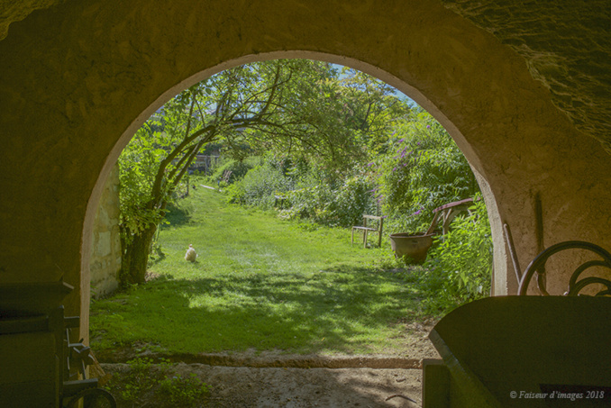 Une ferme troglodyte originale (1) Une ferme troglodyte originale (1)