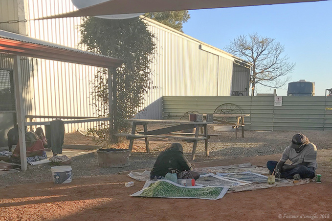 Atelier touristique, dinner du coté de Coober Pedy Atelier touristique, dinner du coté de Coober Pedy
