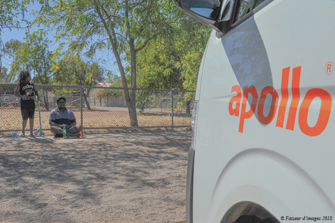 Troglodyte Dundee, les Aborigènes, une culture menacée (2) Troglodyte Dundee, les Aborigènes, une culture menacée (2)