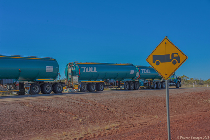 Troglodyte Dundee, le Parc de Kakadu Troglodyte Dundee, le Parc de Kakadu