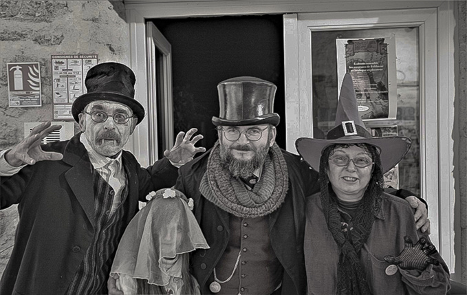 Allo ? Halloween ? Allo ? Halloween ?