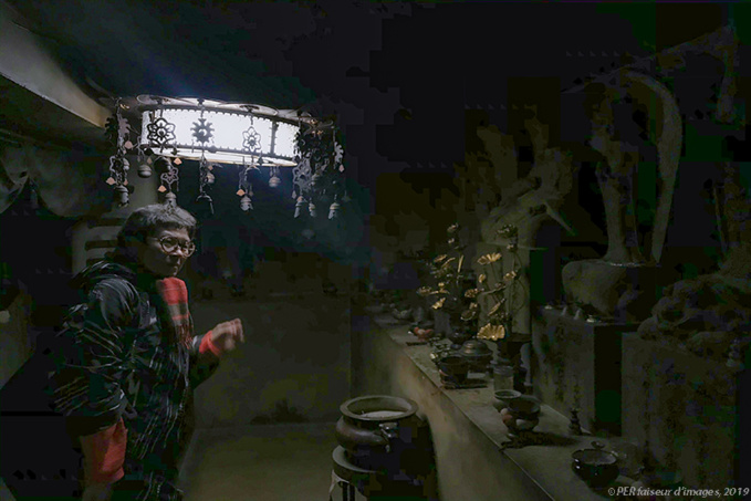 Le Temple souterrain de Tamagawa Daishi Le Temple souterrain de Tamagawa Daishi