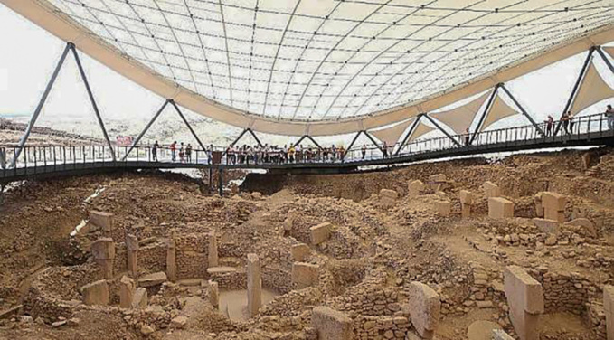 Atiye, the gift, Atiye, the gift,