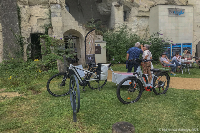 Un été à La Troglothèque Un été à La Troglothèque