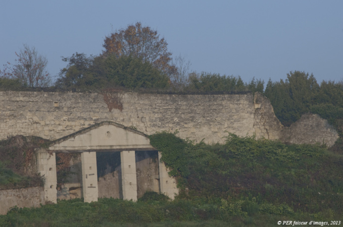 Midi dans les troglos Midi dans les troglos