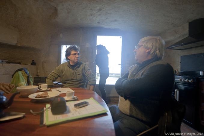 Deuxième round pour la troglo à plume! Deuxième round pour la troglo à plume!