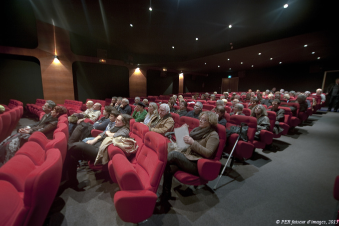 Des troglos plein la tête Des troglos plein la tête