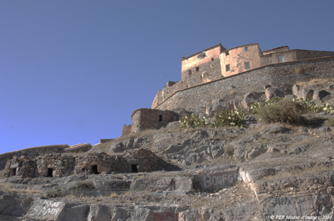 Les agadirs de l'anti-Atlas Les agadirs de l'anti-Atlas