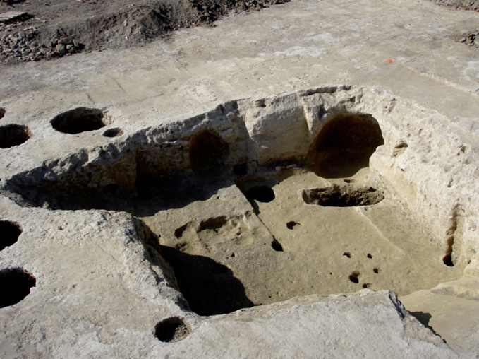 La fontaine de Montfort avant travaux La fontaine de Montfort avant travaux