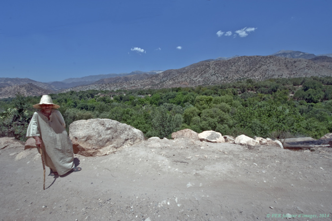 Aux confins du Maroc Aux confins du Maroc