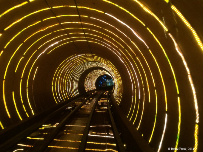 Shanghai : un voyage psychédélique sous le fleuve Shanghai : un voyage psychédélique sous le fleuve