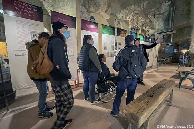 Halloween ... Trogloween, Troglowin ! Halloween ... Trogloween, Troglowin !