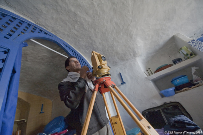 les troglos et Charlie les troglos et Charlie