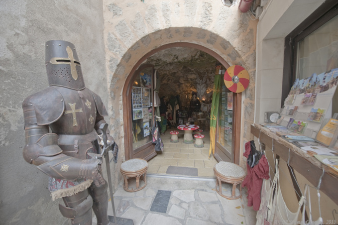 Chauvigny : le repaire de l’Atanyère (2) Chauvigny : le repaire de l’Atanyère (2)