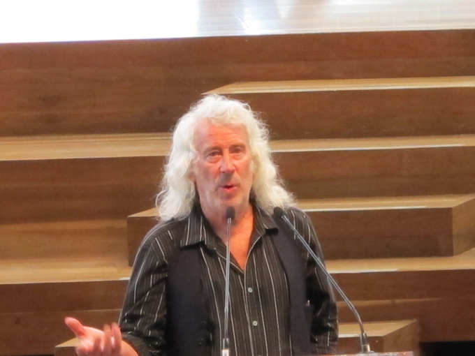 Les earthships, vaisseaux terriens ou géonefs 1 Les earthships, vaisseaux terriens ou géonefs 1