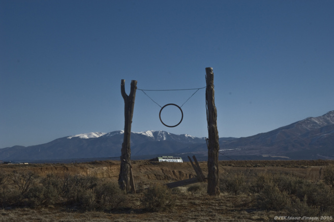 Habitat semi enterré et troglo au Nouveau Mexique Habitat semi enterré et troglo au Nouveau Mexique