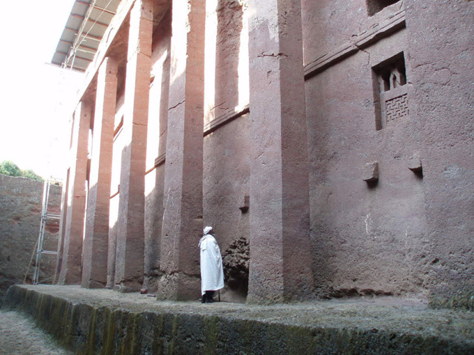 Lalibela, les églises monolithes d'Abyssinie Lalibela, les églises monolithes d'Abyssinie