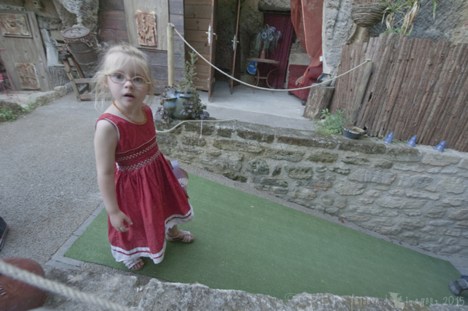 Petit Poucet au pays des troglos Petit Poucet au pays des troglos