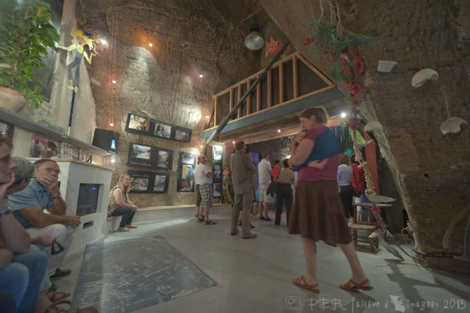 Petit Poucet au pays des troglos Petit Poucet au pays des troglos