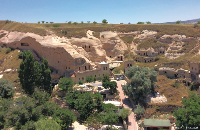 Hôtel troglo en Cappadoce : le Village Cave hotel à Cavusin (3/3) Hôtel troglo en Cappadoce : le Village Cave hotel à Cavusin (3/3)