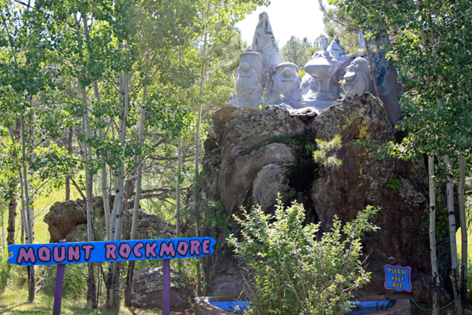 Bedrock city, le fief de la famille Pierrefeu Bedrock city, le fief de la famille Pierrefeu