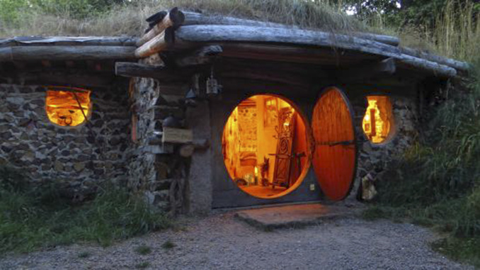Maison de hobbits... dans le Morvan! Maison de hobbits... dans le Morvan!