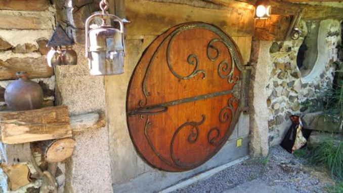 Maison de hobbits... dans le Morvan! Maison de hobbits... dans le Morvan!