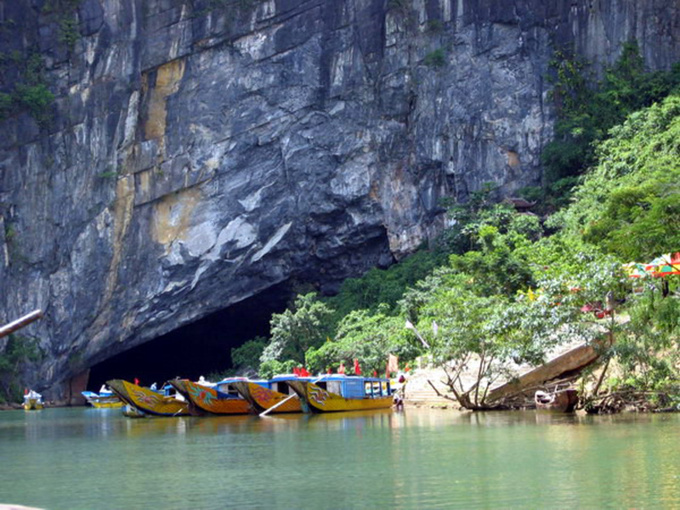 Les grottes de Phong Nha-Ke Bang, Vietnam Les grottes de Phong Nha-Ke Bang, Vietnam