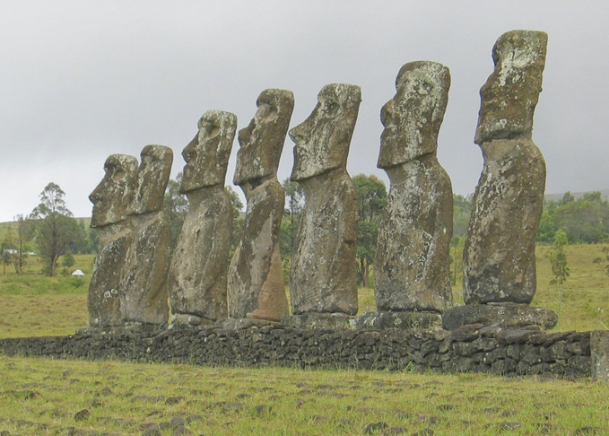 Le passé souterrain de l'île de Pâques Le passé souterrain de l'île de Pâques