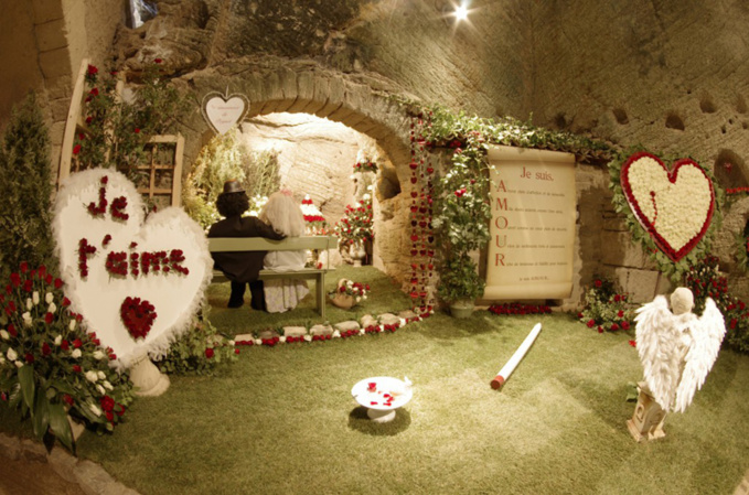 Au nom des roses douessines Au nom des roses douessines