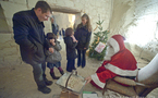 Le Père Noël s’est arrêté à Parnay.